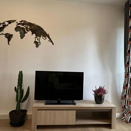 Appartement Jolie Vue Wifi Besançon Kültér fotó